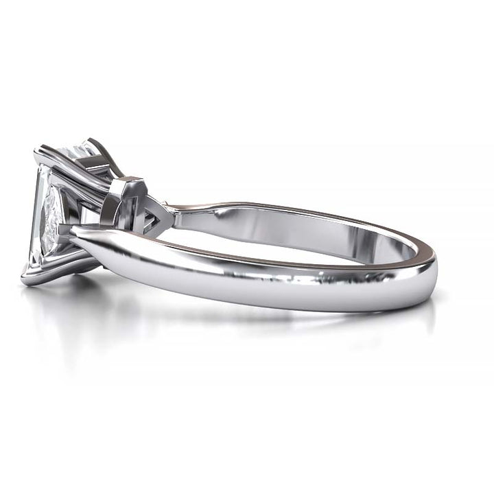 Exquisite 8x6mm Emerald-Cut Moissanite Three-Stone Ring with Tapered Band and Trapezoid Side Stones