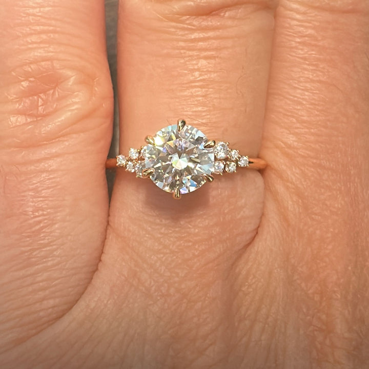 Elegant 14K Rose Gold Round Moissanite Engagement Ring