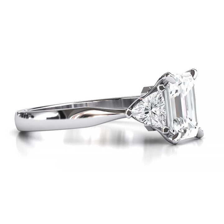 Exquisite 8x6mm Emerald-Cut Moissanite Three-Stone Ring with Tapered Band and Trapezoid Side Stones