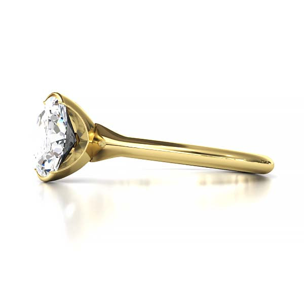 Exquisite Modern Elegance 1.25 CT Oval Lab-Grown Diamond Half Bezel Engagement Ring in Lustrous Gold