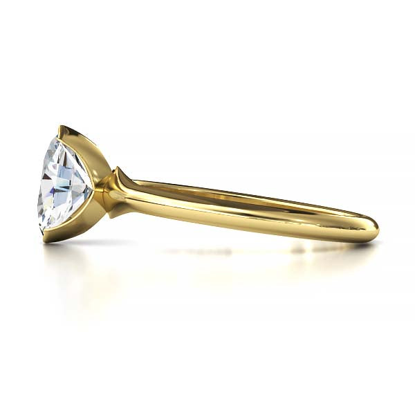 Exquisite Modern Elegance 1.25 CT Oval Lab-Grown Diamond Half Bezel Engagement Ring in Lustrous Gold