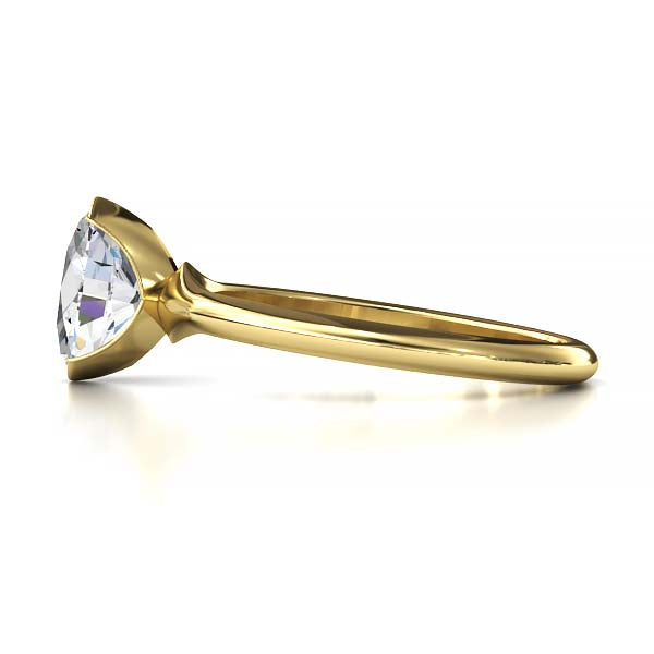 Exquisite Modern Elegance 1.25 CT Oval Lab-Grown Diamond Half Bezel Engagement Ring in Lustrous Gold