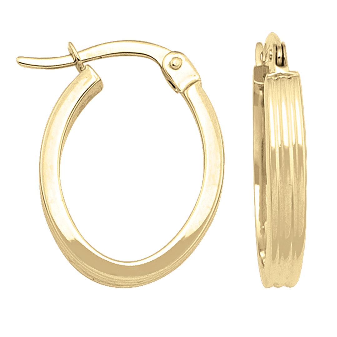 YELLOW GOLD OVAL PATTERNED HOOP EARRING