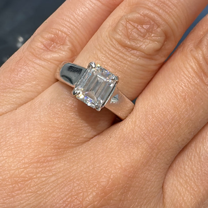 1.75 CT Emerald Cut Moissanite Solitaire Engagement Ring in Platinum