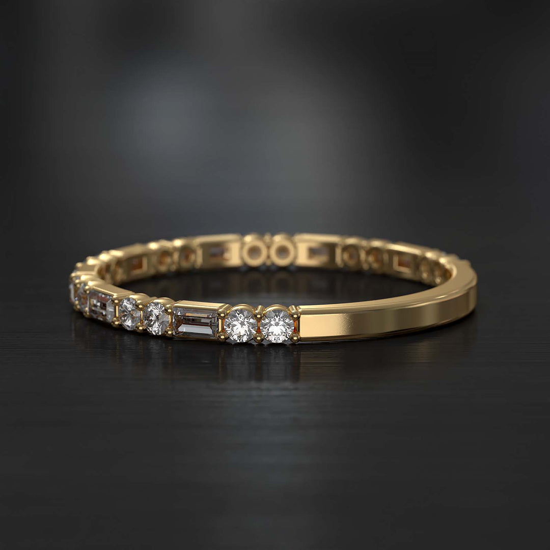 Lab-grown diamond band with alternating baguette and round diamonds, crafted in gold or platinum.