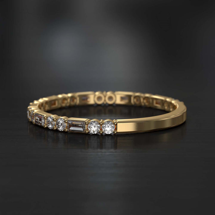 Lab-grown diamond band with alternating baguette and round diamonds, crafted in gold or platinum.