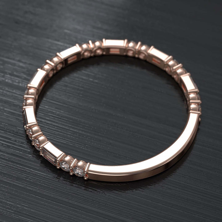 Lab-grown diamond band with alternating baguette and round diamonds, crafted in gold or platinum.