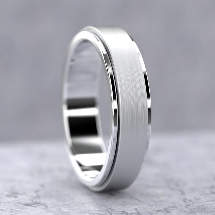 men’s brushed center band with polished step edges in 5.9 mm width