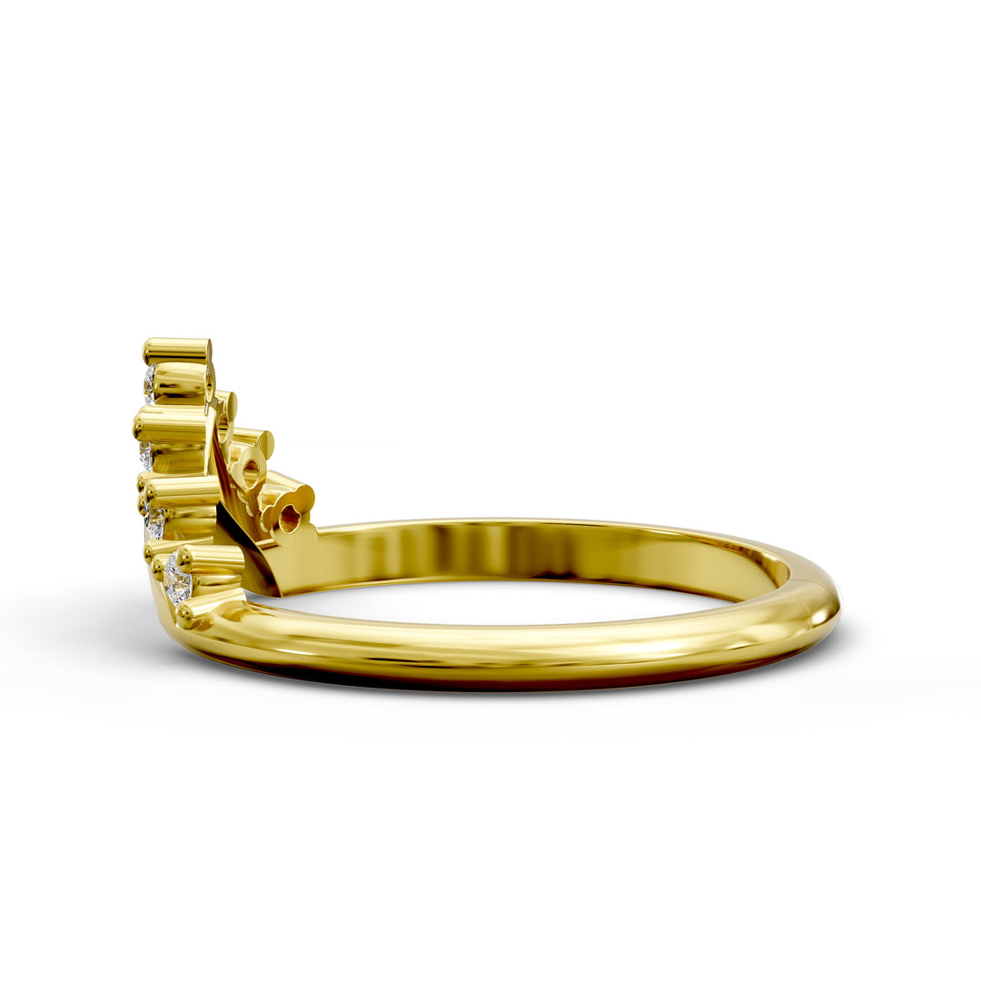 v shaped chevron diamond band with round brilliant stones