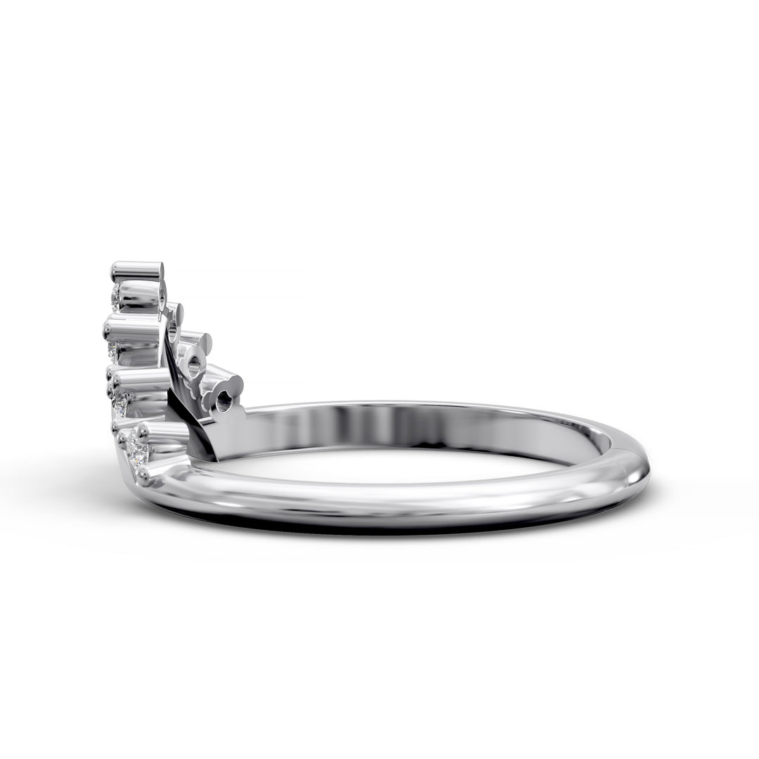 v shaped chevron diamond band with round brilliant stones