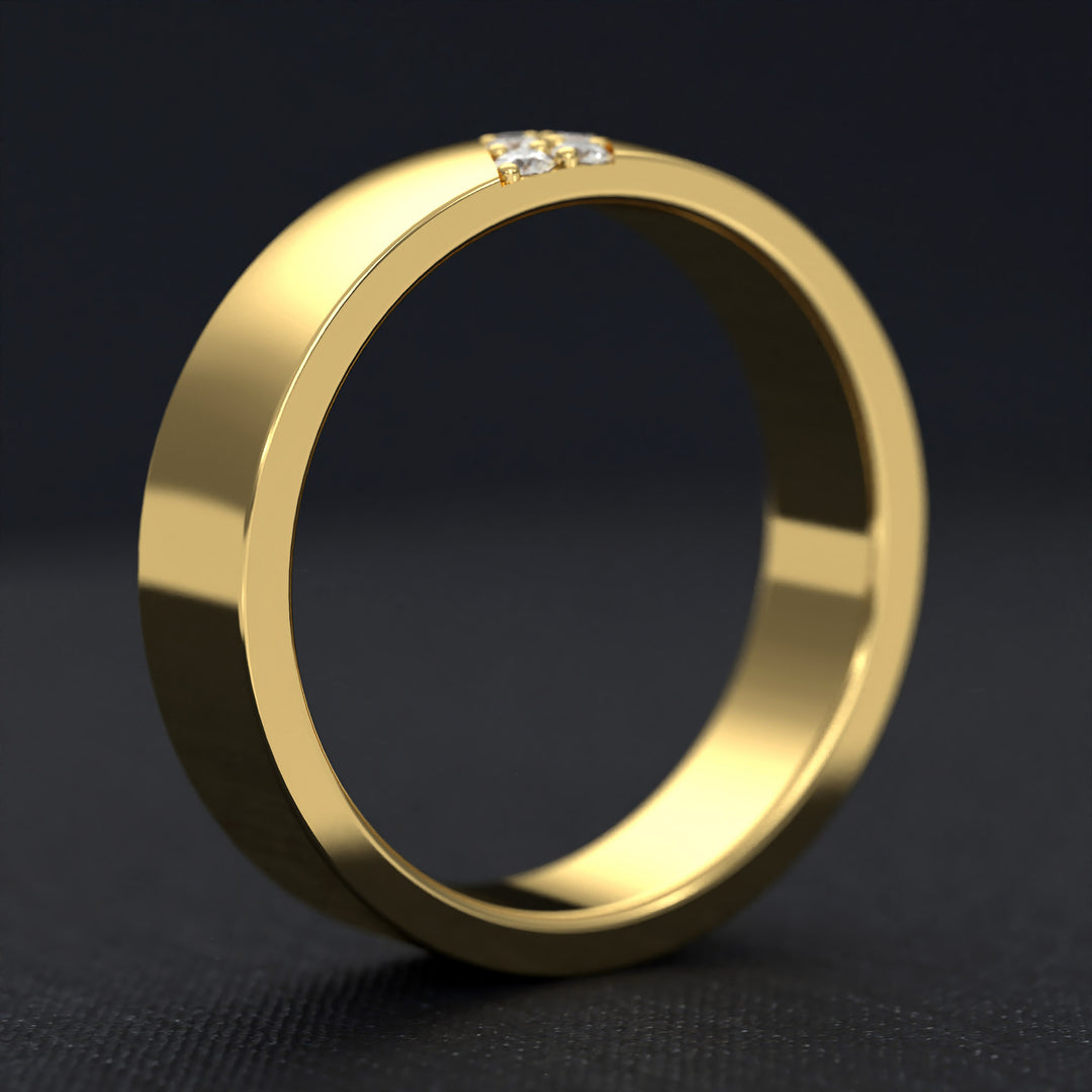 men’s band with center-set diamond cluster